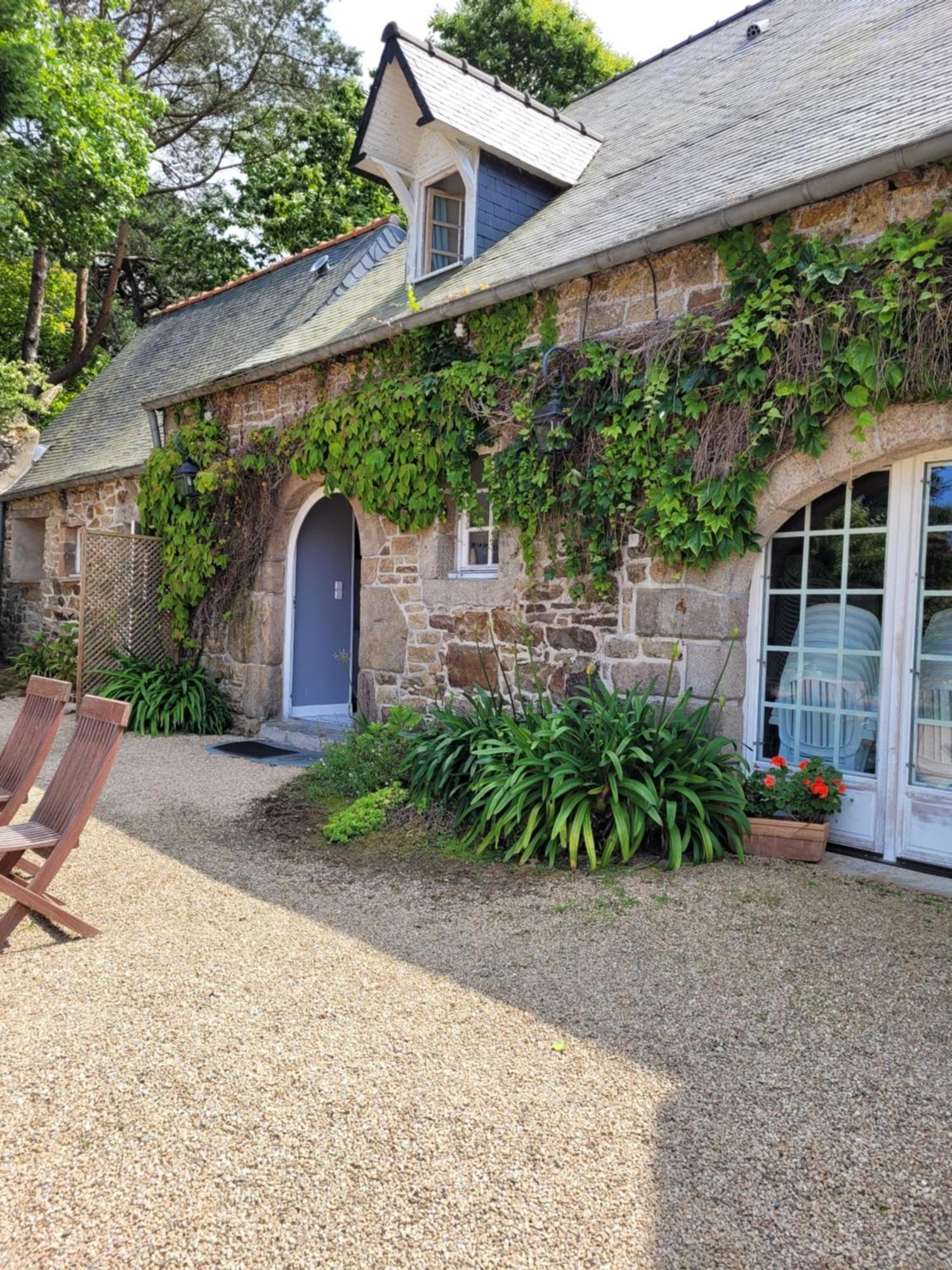 Manoir De Keringant Vendégház Saint-Quay-Perros Kültér fotó